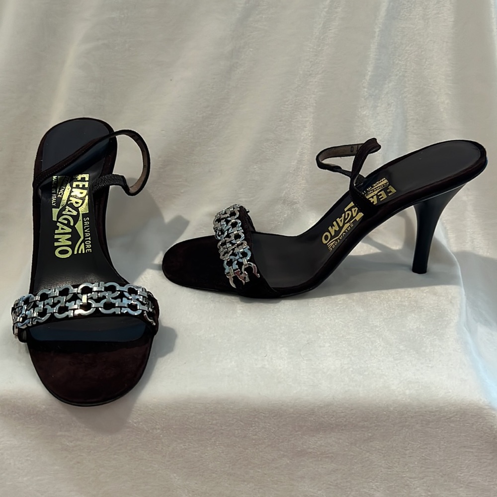 FERRAGAMO HEELS - Picture 2 of 16